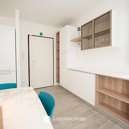 Garda Nest Apartmán *